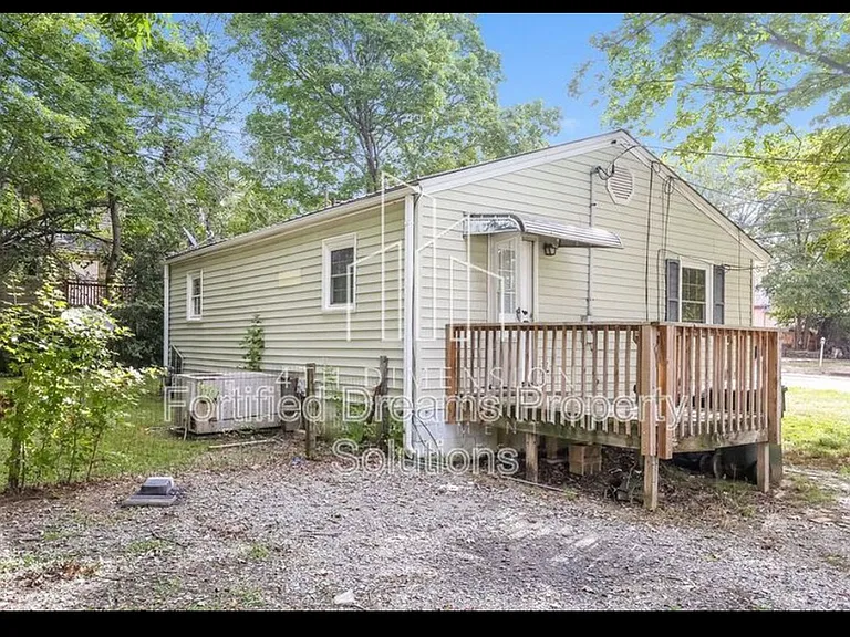 603 Ford St — Photo 1