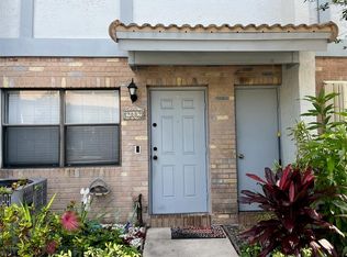 9889 Riverside Dr #1120, Coral Springs, FL 33071