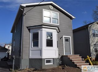 17 E Pleasant Ave, Sewaren, NJ 07077