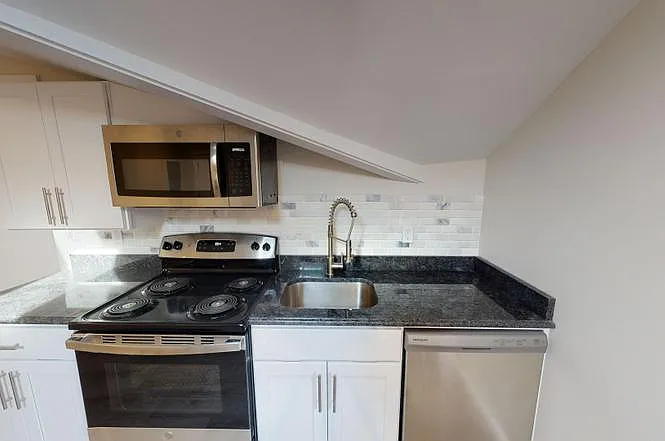 539 Orange St #6-0 — Photo 3