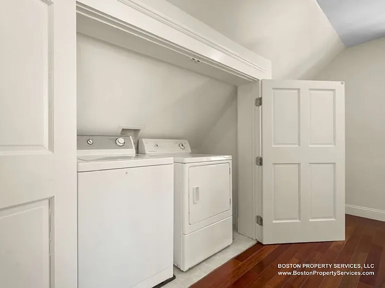 15 Millmont St #2 — Photo 18
