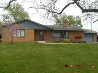 1992 Sugar Grove Rd, Dixon, IL 61021