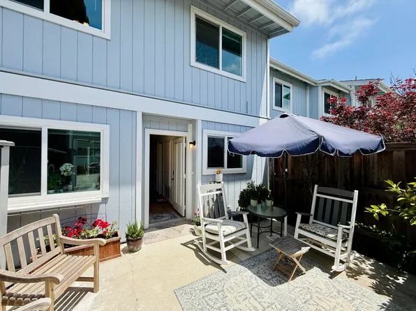 355 Cannon Green Dr APT F, Goleta, CA 93117
