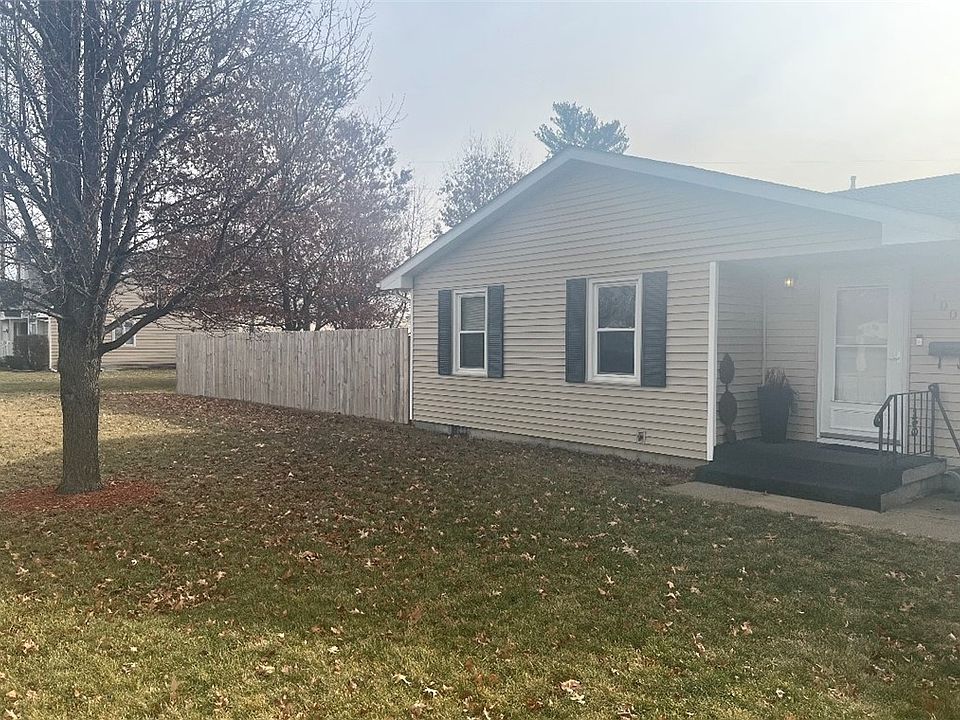 1st image of 1002 B Ave E