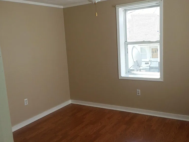 17 Haag St #2 — Photo 5