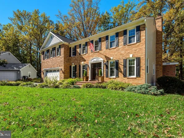 9660 Boyett Ct, Fairfax, VA 22032