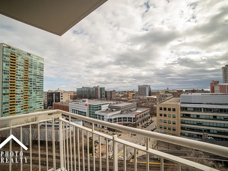 1640 Maple Ave #1208 — Photo 34