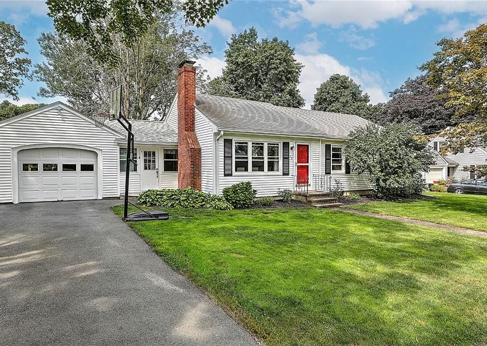 19 Scarborough Rd, Cumberland, RI 02864 Zillow