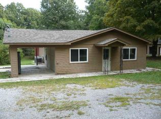 934 Colony Rd, Coalmont, TN 37313