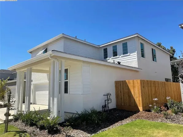 2409 Explorador Dr, Merced, CA 95340