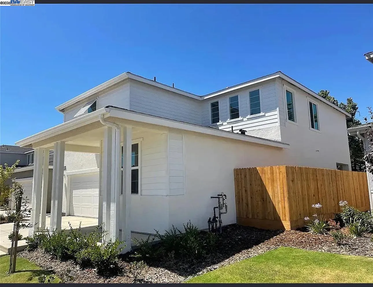 2409 Explorador Dr photo 1