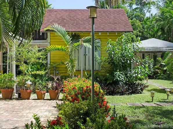 3540 Palmetto Ave, Miami, FL 33133
