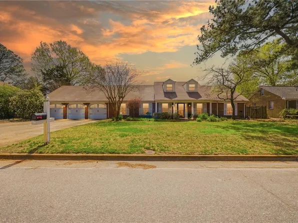 2605 Admiral Dr, Virginia Beach, VA 23451