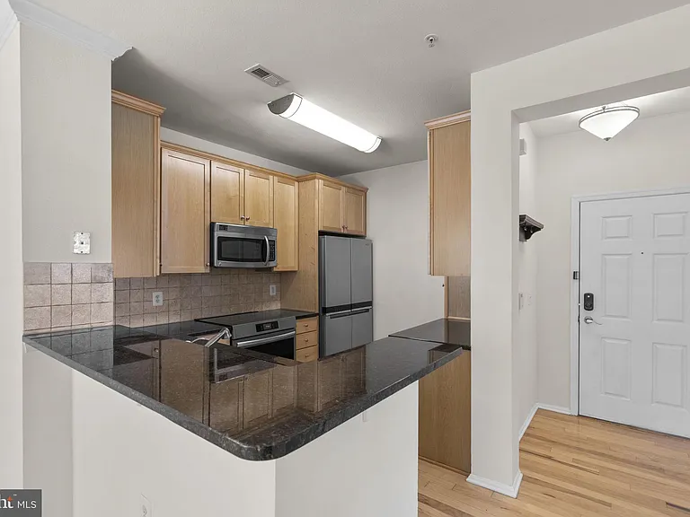 11800 Old Georgetown Rd #1315 — Photo 17