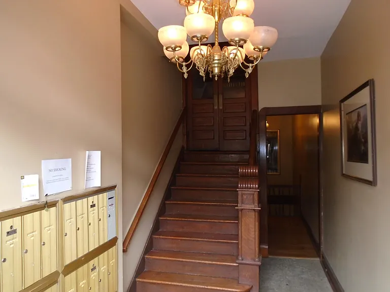 315 N Senate Ave #D — Photo 24