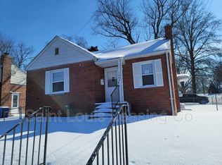 1004 N New Florissant Rd, Florissant, MO 63031