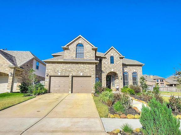 3rd image of 2627 Orleans Way