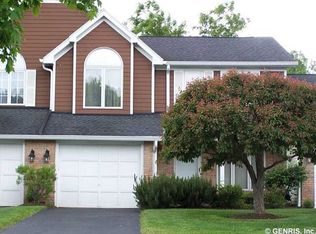 29 Eaglesfield Way, Fairport, NY 14450