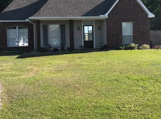 7950 Conrad Ave, Denham Springs, LA 70706