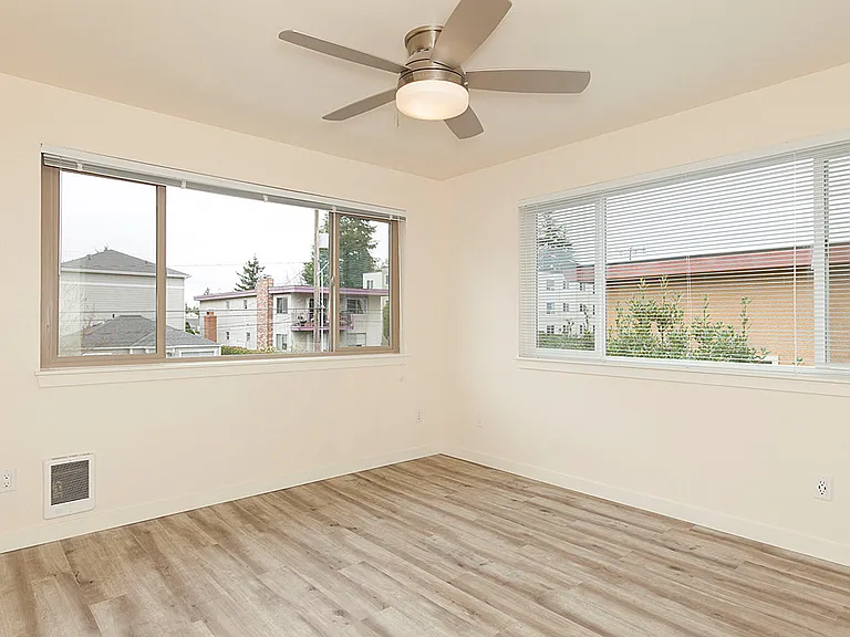 24th Ave NW - Located in Vibrant Ballard — Photo 38