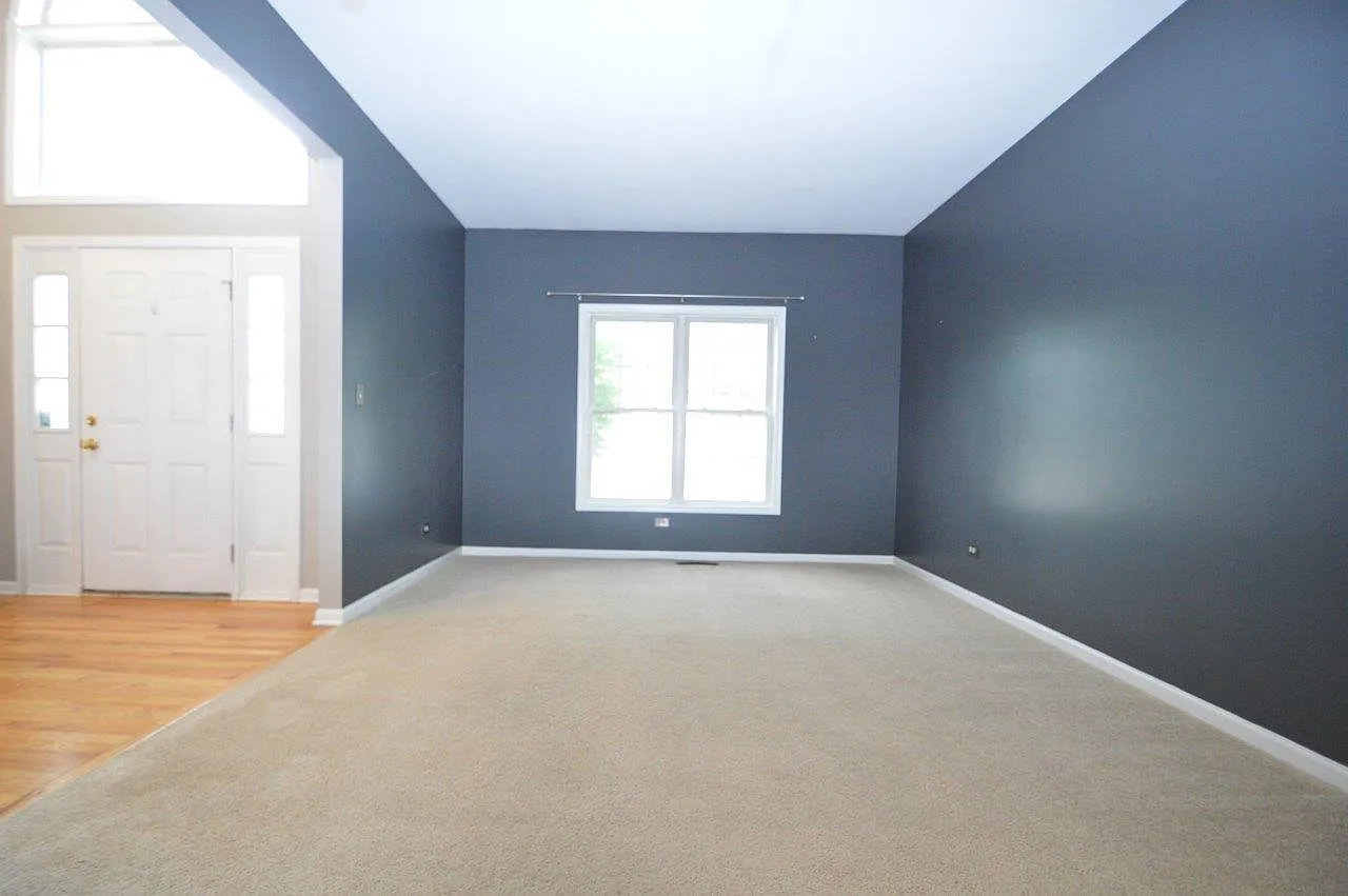 5 bed, 3.5 bath, 2902 sqft, $3,550 — Photo 3