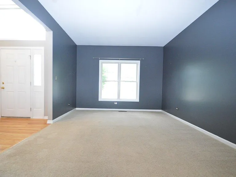 3301 Banford Cir — Photo 3