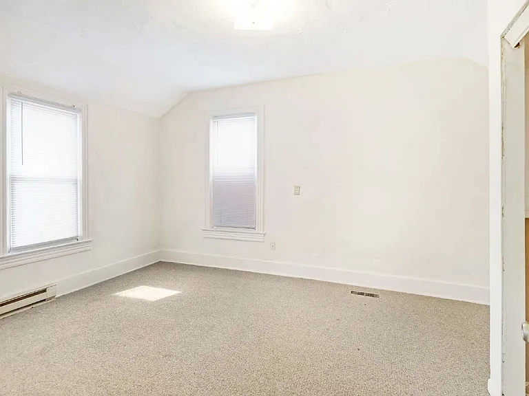 690 York Ave #1 — Photo 13