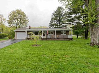 2 Country Fair Ln, Glenville, NY 12302