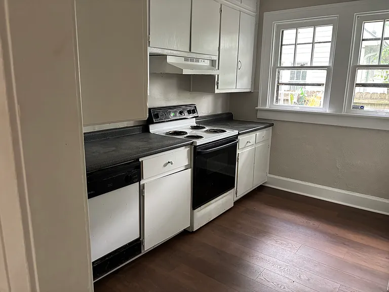 4801 Broadway St #636 — Photo 2