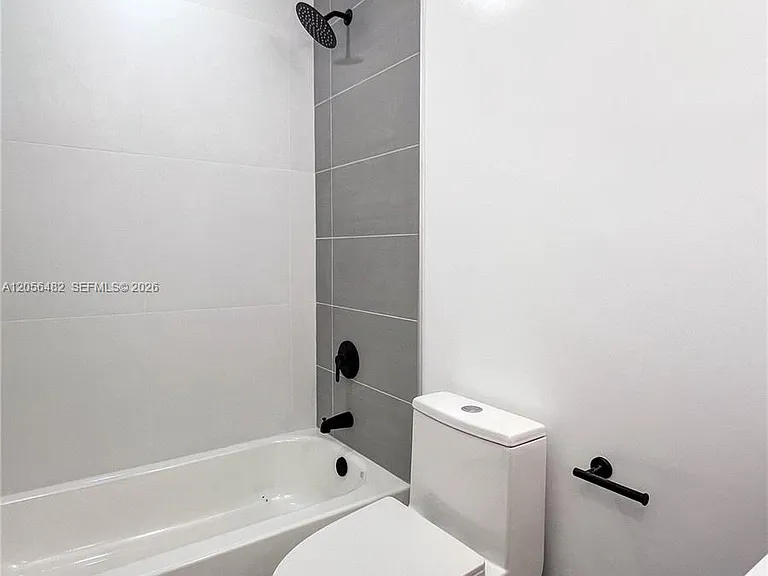 17911 NW 68th Ave #O207 — Photo 26