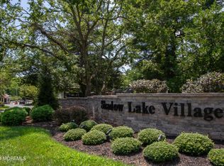 10 Friendship Ct, Red Bank, NJ 07701