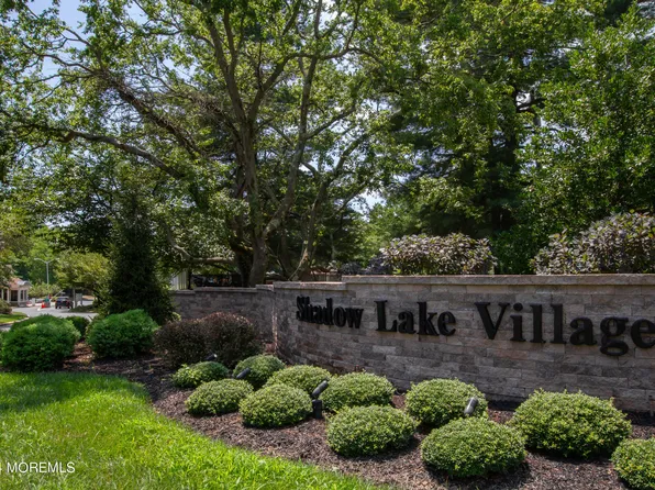 10 Friendship Court, Red Bank, NJ 07701