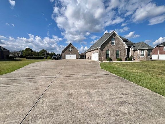 3rd image of 514 Beverly Randolph Dr
