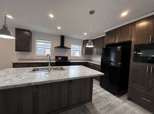 13527 Springbrook Dr #98, Grand Haven, MI 49417