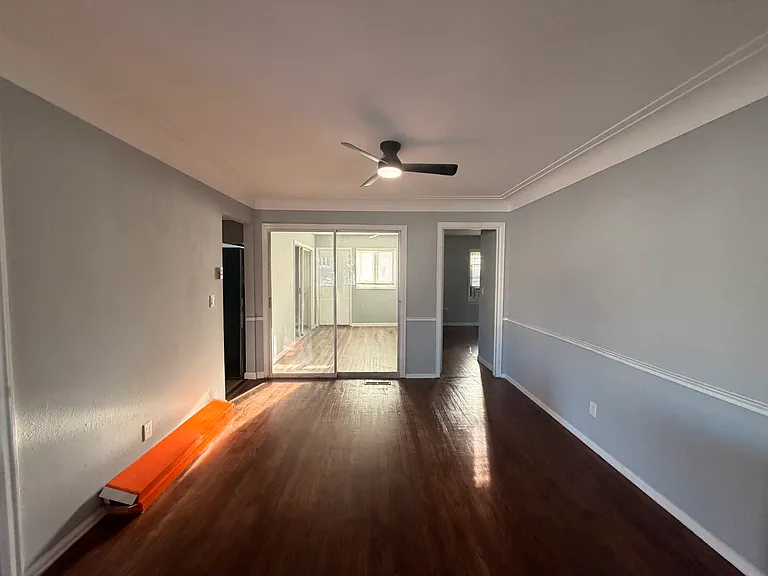 142 Van Buren Ave — Photo 11