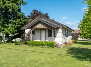 8796 Vinup Rd, Lynden, WA 98264