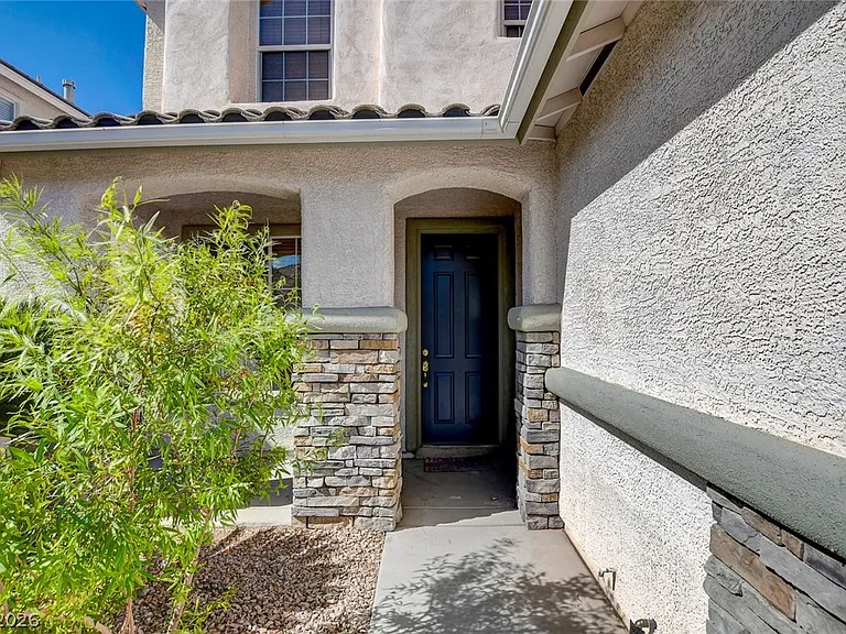 10808 Wallflower Ave — Photo 5