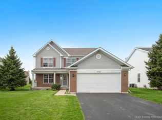 2767 Cranston Cir, Yorkville, IL 60560