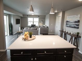 Grand Crossing, Waterloo, IA 50701