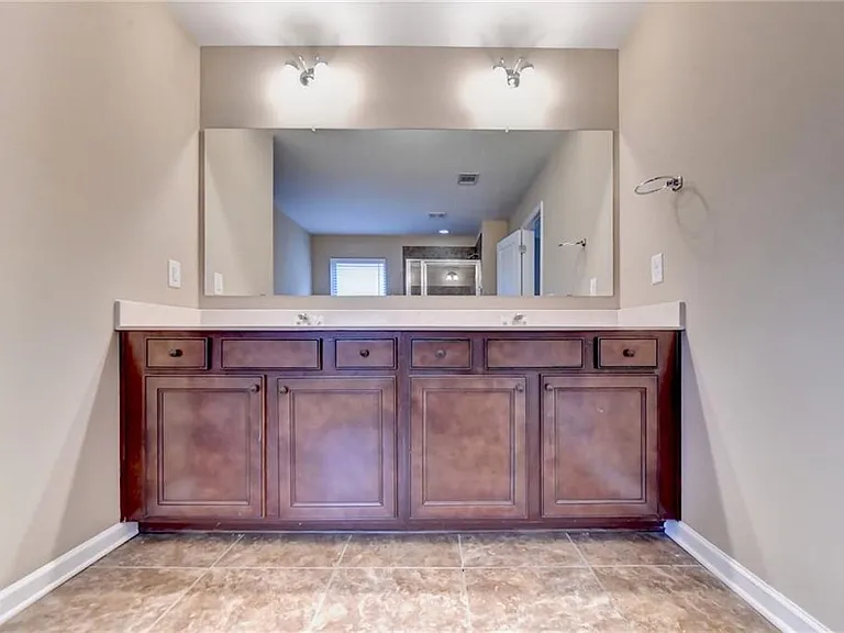 4228 Woods Creek Ln — Photo 67