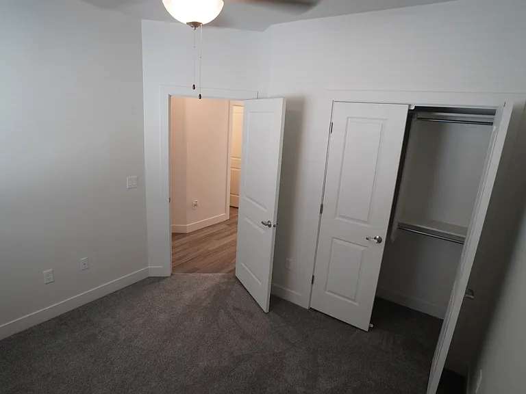 2347 W Jenna — Photo 10
