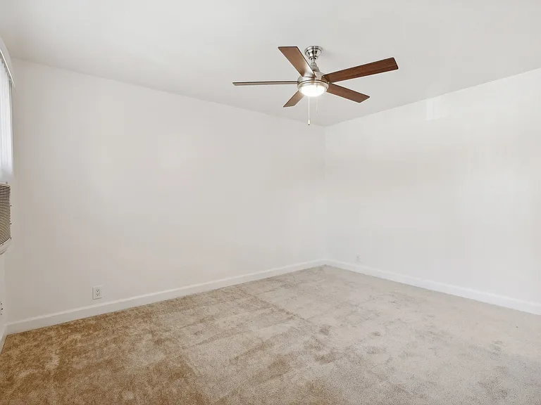 Lorenzo Commons — Photo 10