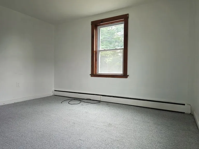 916 Middle St #9 — Photo 7