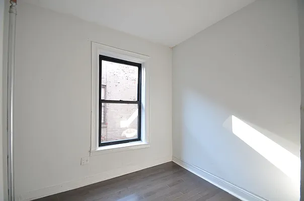 Rented by CITY SKYLINE REALTY INC | media 2