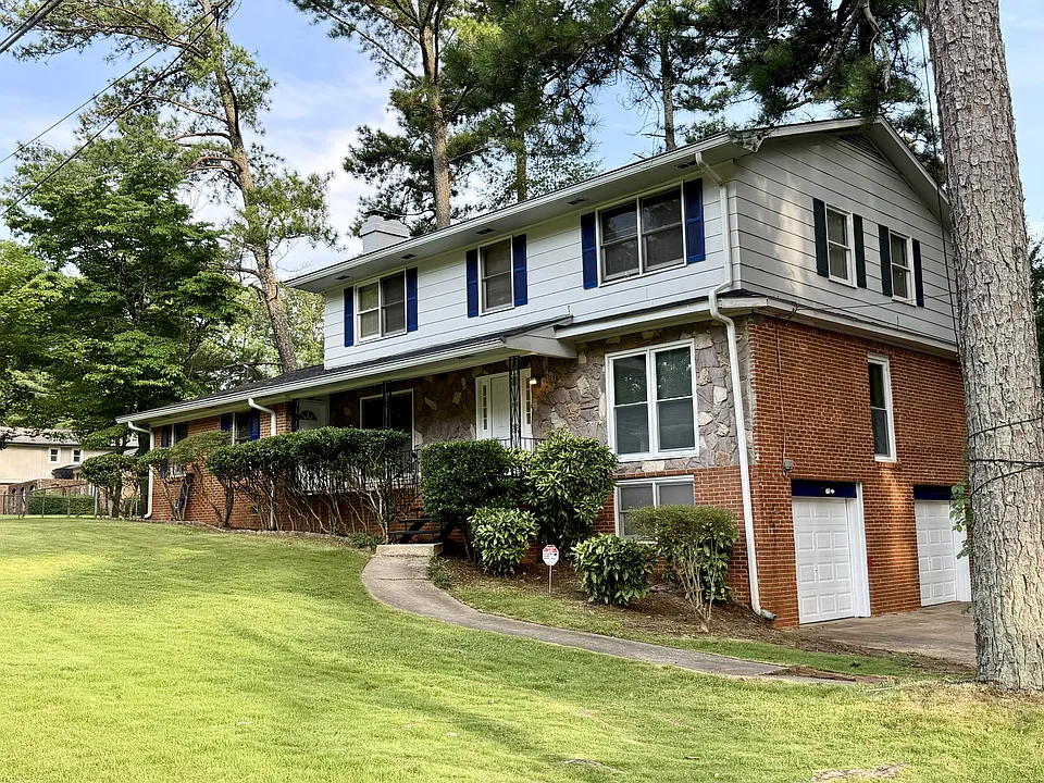 490 Tall Deer Dr