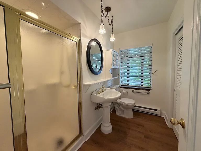 340 S Franklin St — Photo 16