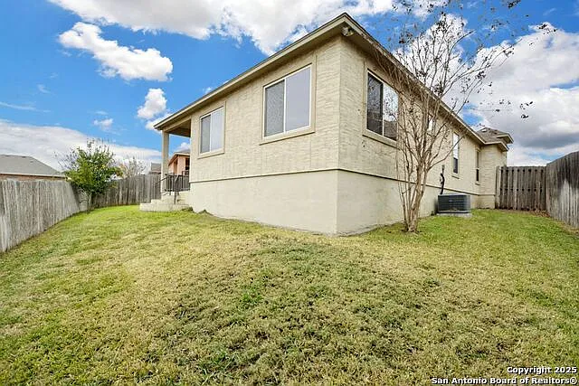 1159 Legacy Dr — Photo 36