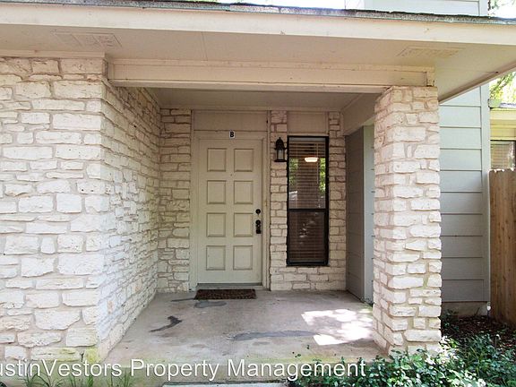 5th image of 6505 Columbia Oaks Ct #B