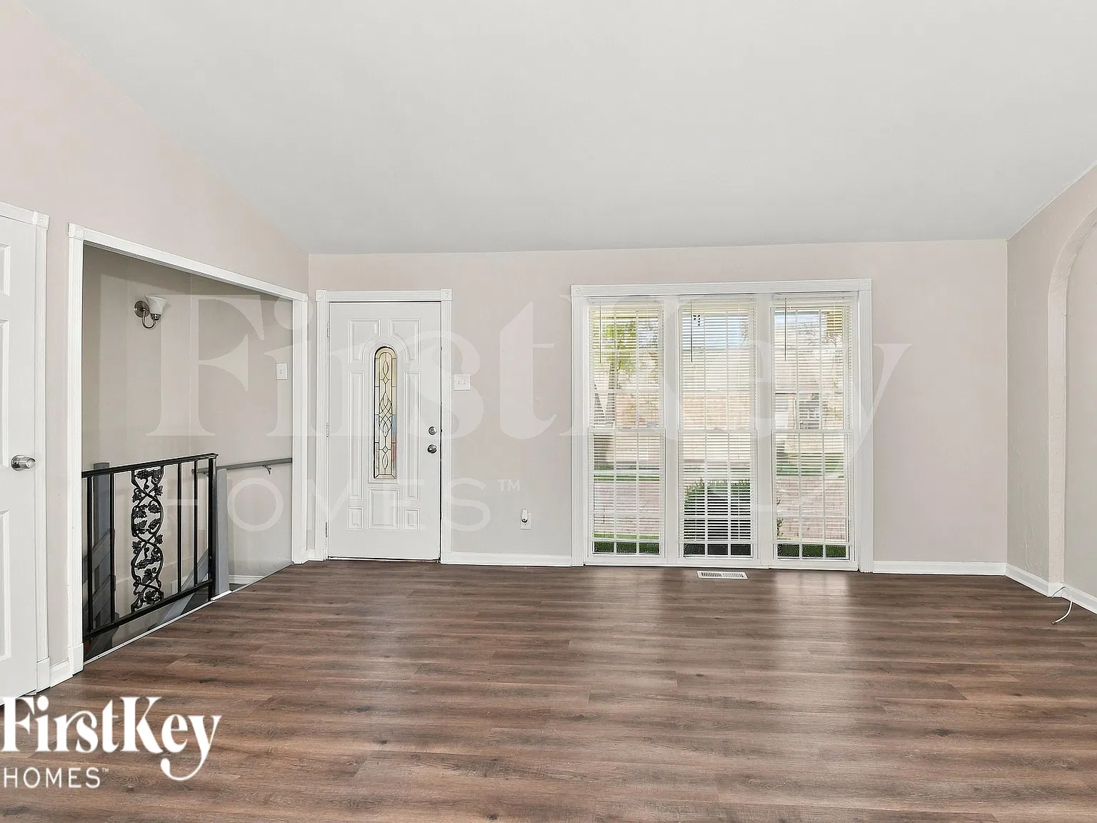 3 bed, 2.0 bath, 960 sqft, $1,675 — Photo 4