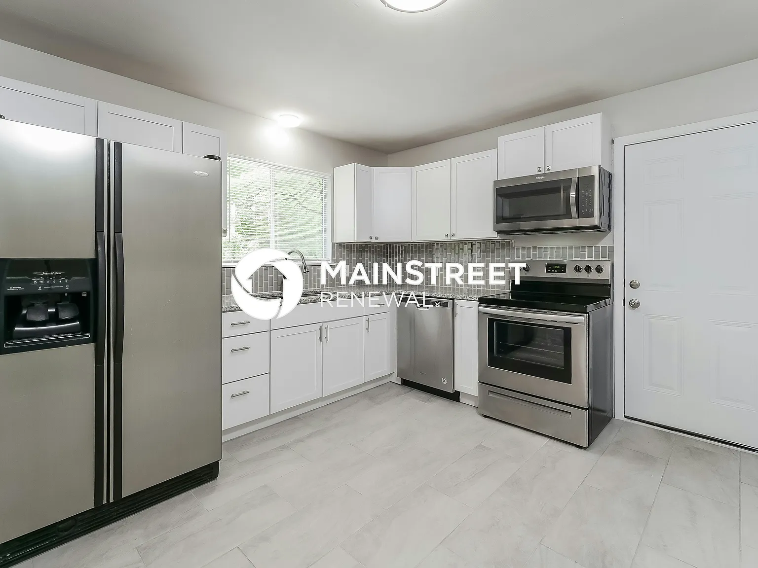 7604 ELM AVE — Photo 4
